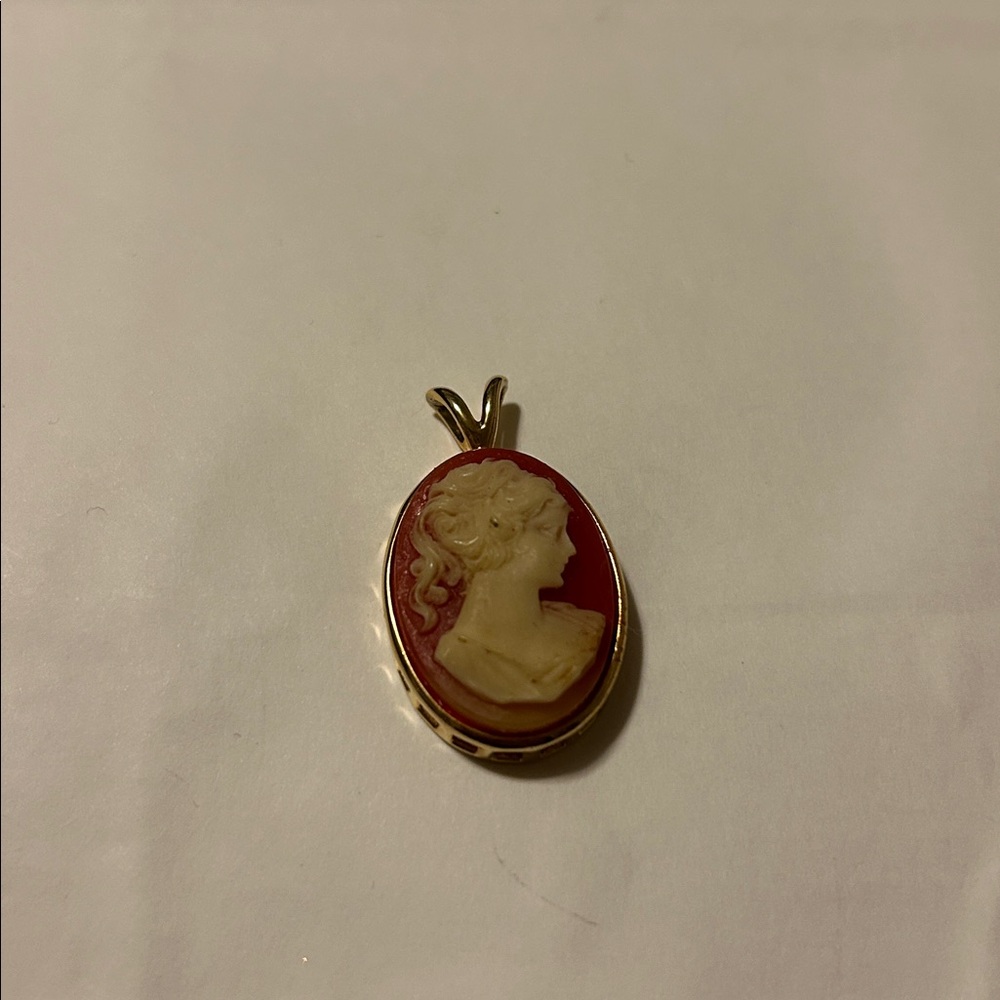 Cameo pendant - Picture 2 of 4